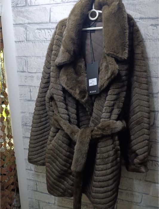 Шуба екохутро середня довжина