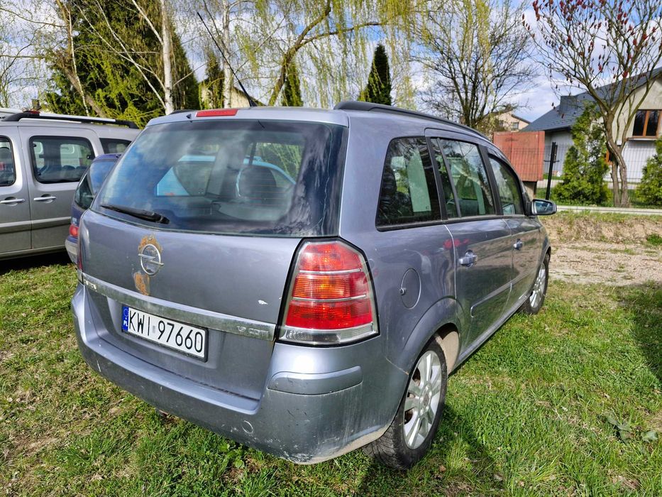 Opel Zafira 1,9 150km