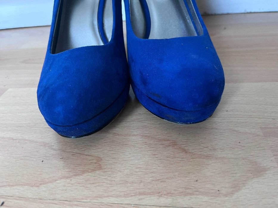 Szpilki firmy Catwalk