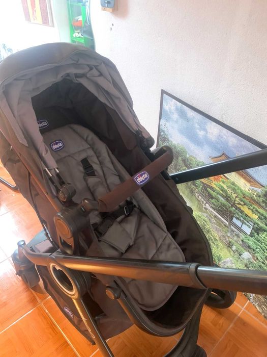 Carrinho de Bebé Urban Chicco com Acessórios