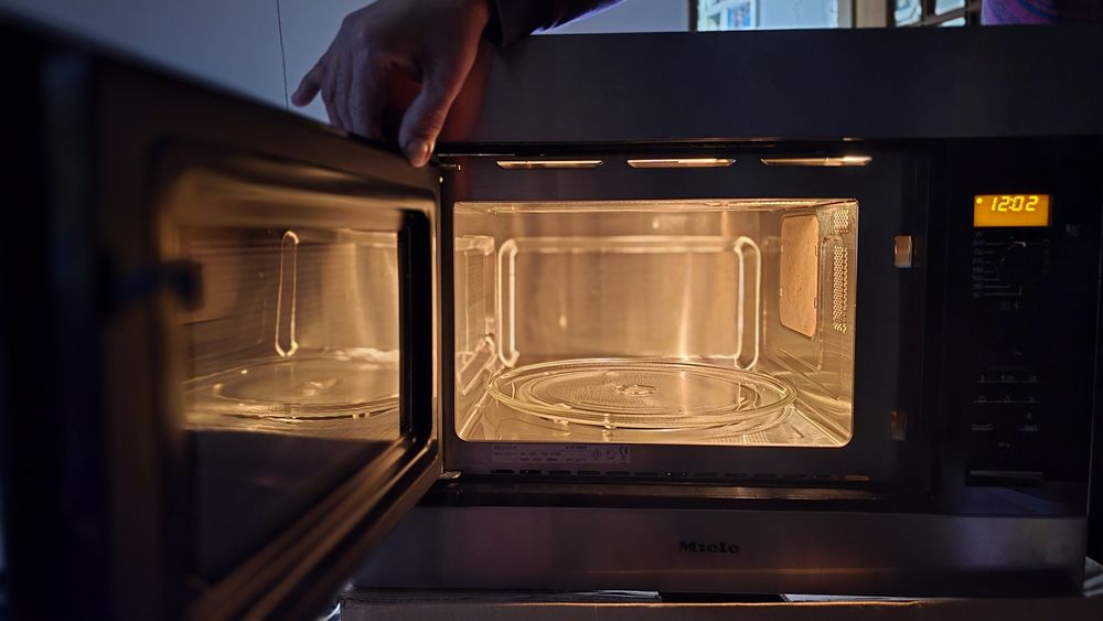 Microondas com grill -  Miele