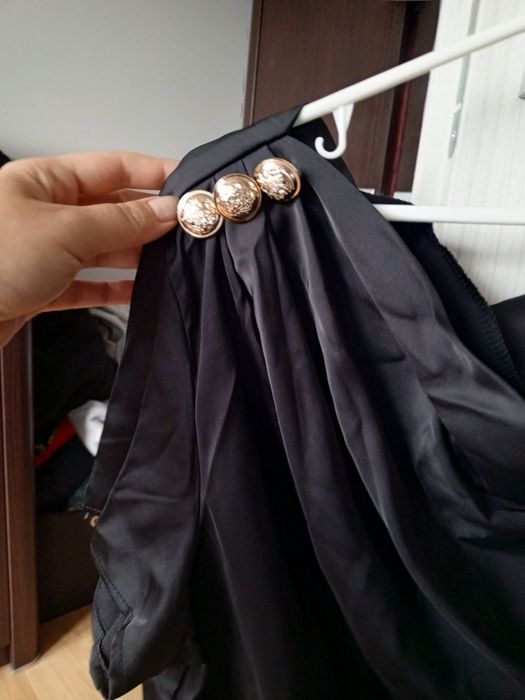 Nowa bluzka czarna elegancka rozmiar L damska