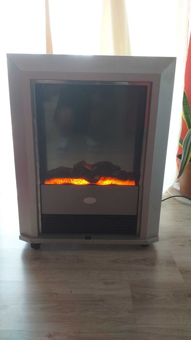 Kominek elektryczny
