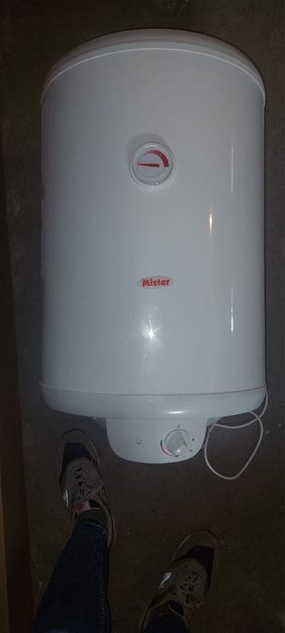 Elektryczny podgrzewacz wody 60l