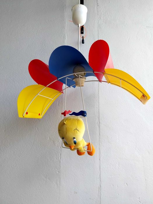 Candieiro para quarto de criança