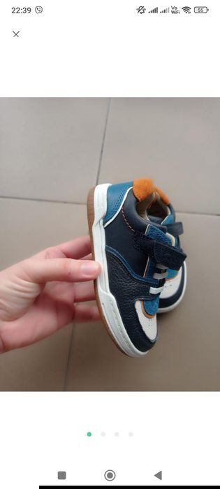 Шкіряні кросівки Clarks, розмір 22-23