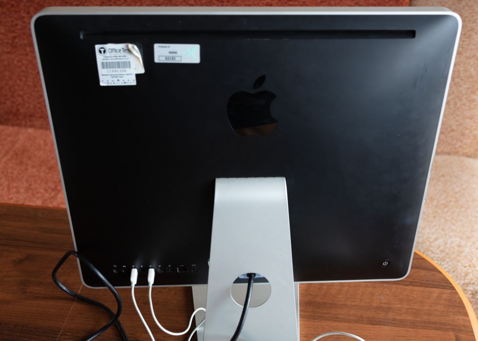 KOMPUTER stacjonarny APPLE iMac 7,1 + klawiatura + mysz- stan idealny!