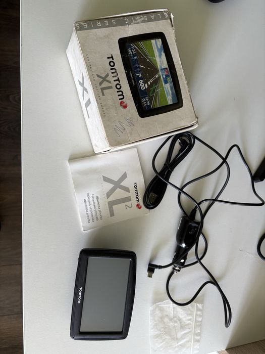 Навігатор Tomtom Xl