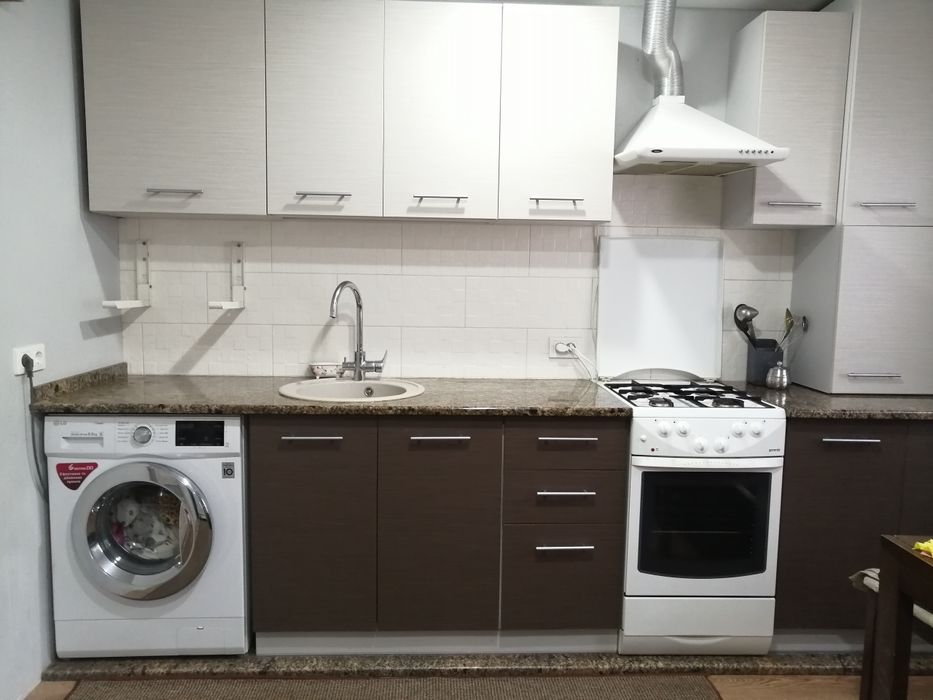 Юрівка, приватний будинок, половина