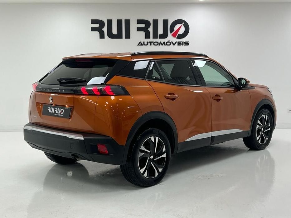 Peugeot 2008 1.2 PureTech Allure