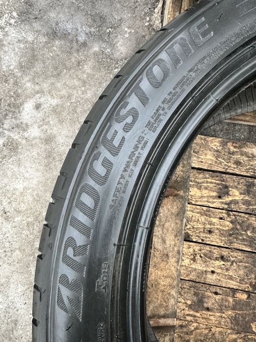 Шини 235 45 19 95W Bridgestone Potenza S001 пара