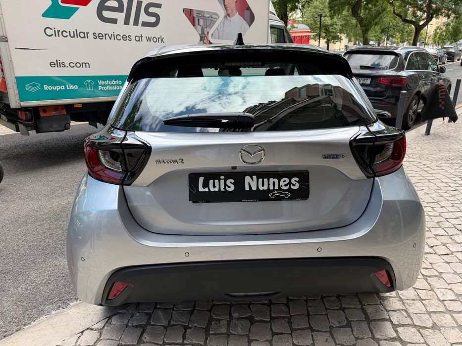 Mazda 2.0 1.5 L Hybrid VVT-i Centre-Line