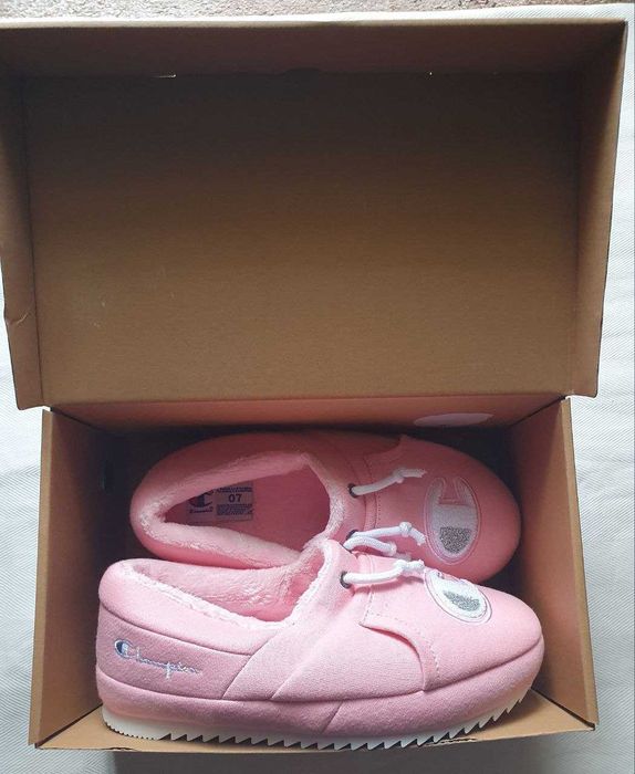 Теплі домашні капці CHAMPION 40 розмір.