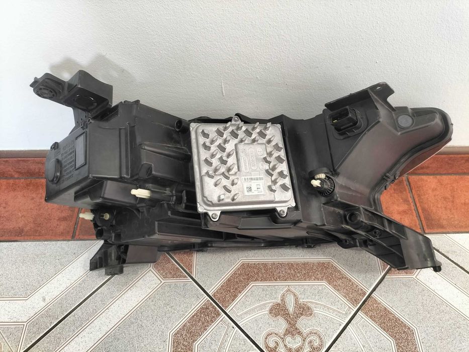 Citroen DS3 Crossback lampa lewa full LED