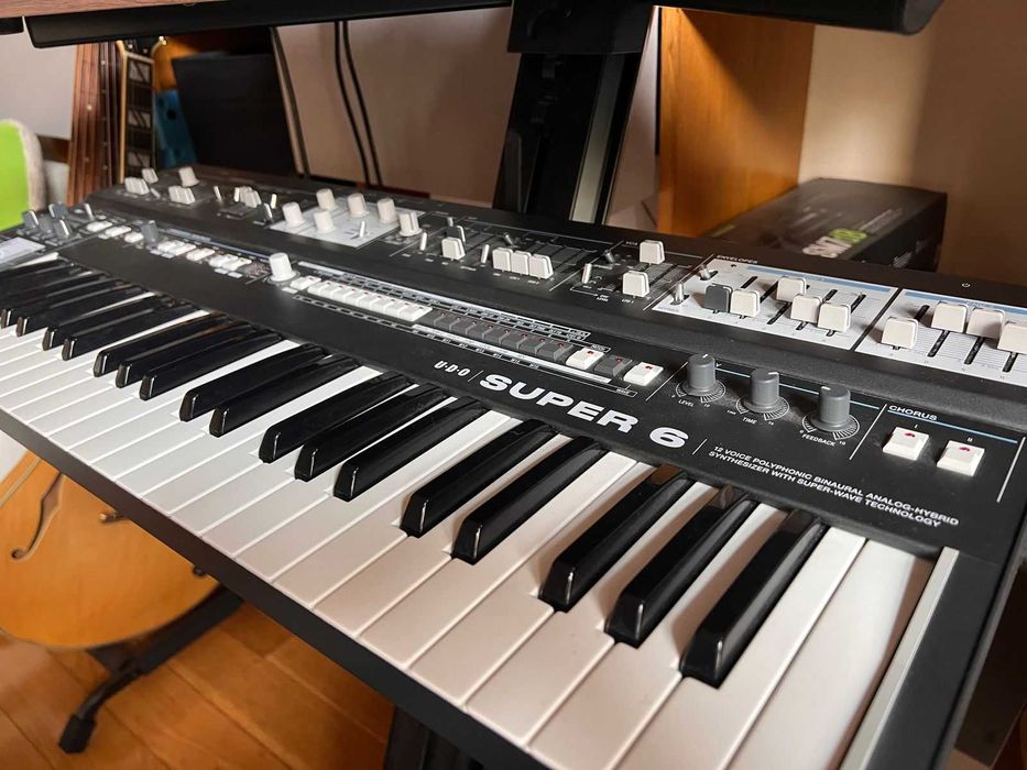 UDO Audio Super 6 12-Voice Polyphonic Analog-Hybrid Synth