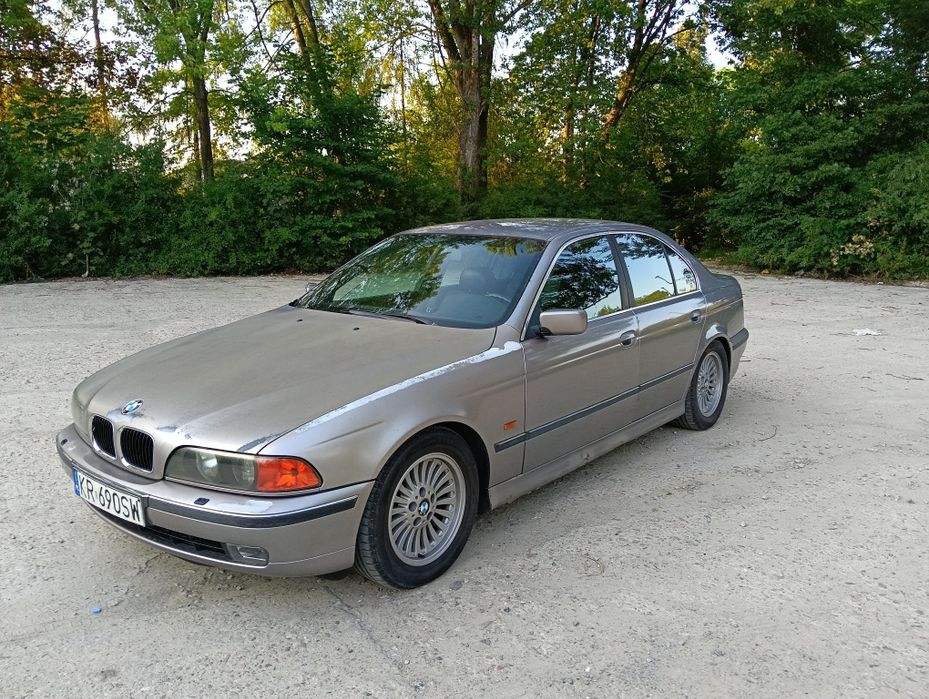 Sprzedam BMW  Seria 528i LPG