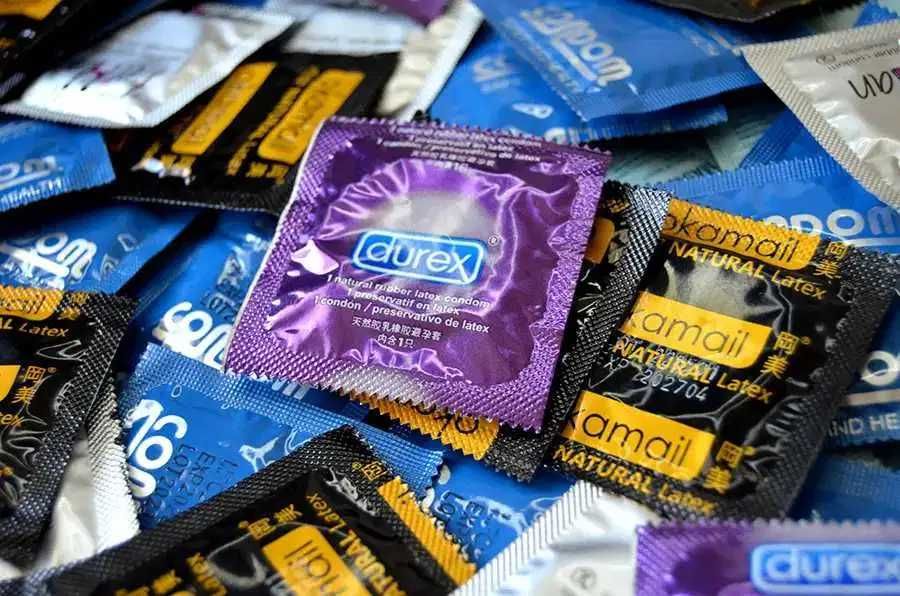 Презервативы durex Дюрекс классические до 2029, 50 шт (Презервативи)