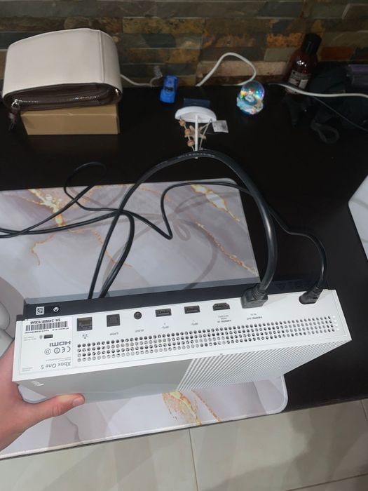 Xbox One S 500 gb