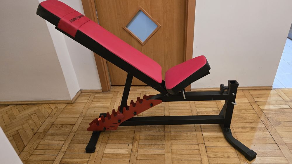 Ławeczka do ćwiczeń + gryf prosty + gryf łamany + hantle