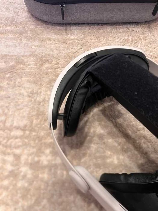 Gogle VR Oculus Meta Quest 3 512 GB – 512 GB – Jak nowy + akcesoria