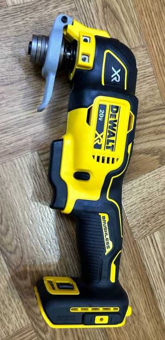 акумуляторний інструмент DeWalt