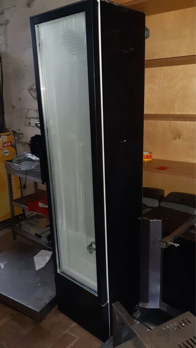 Вітрина холодильна