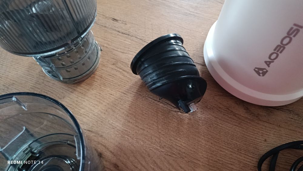 Wyciskarka wolnoobrotowa pionowa blender Aobosi ZM1907B 180 W -  BEŻ