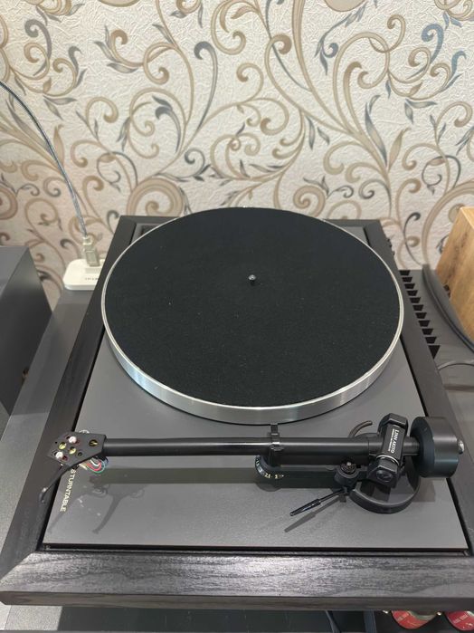 Проигрыватель виниловый Linn Axis