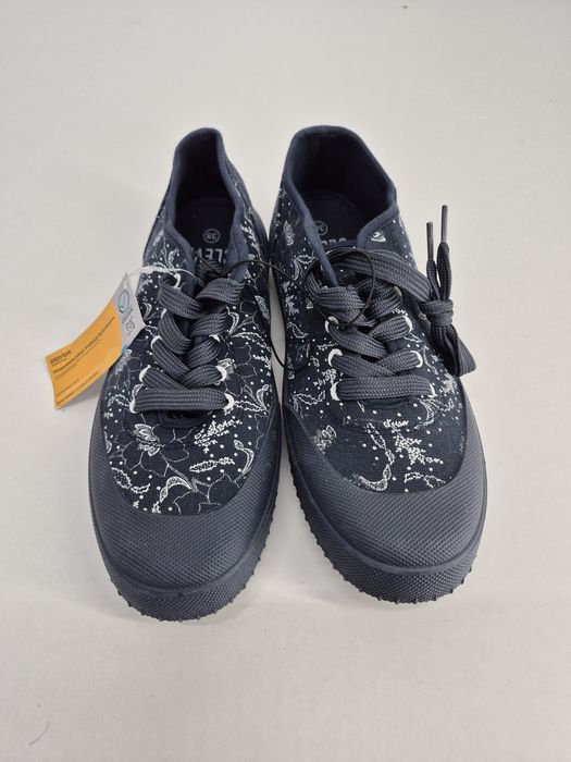 Trampki buty sportowe damskie 38