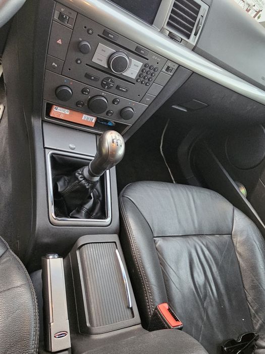 Vectra Irmscher 3.2 v6 231koni.
