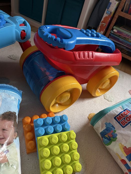 Mega bloks klocki stolik wózek