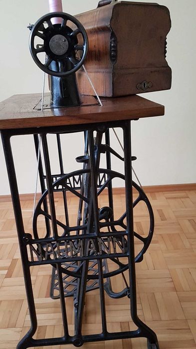 Maszyna do szycia Singer plus stół Naumann sprawna, zadbana