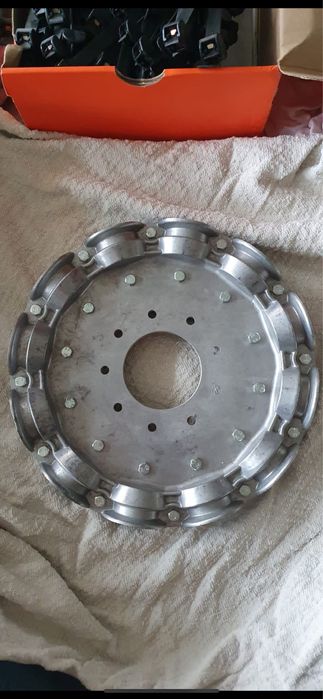 Продам запчастини до Ховертур 700