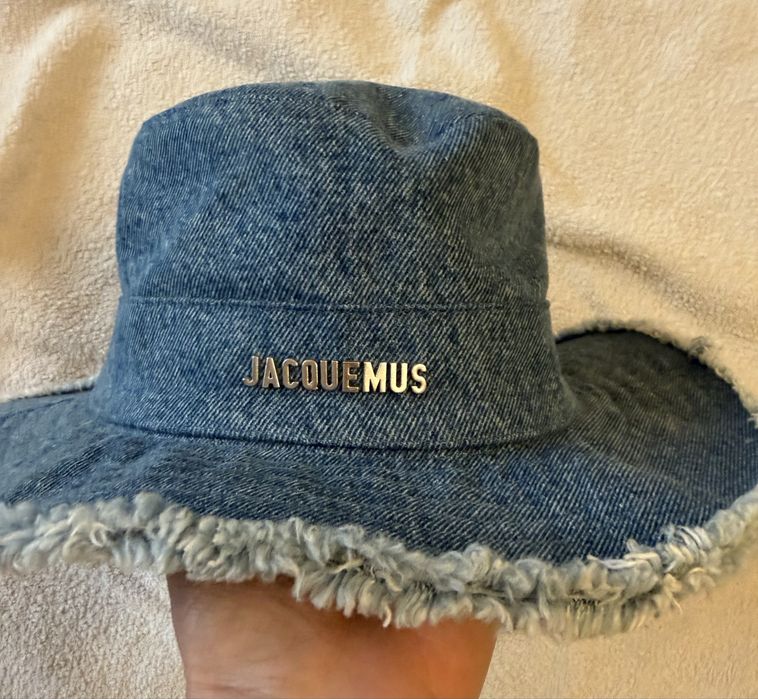 Шляпа Jacquemus оригінал