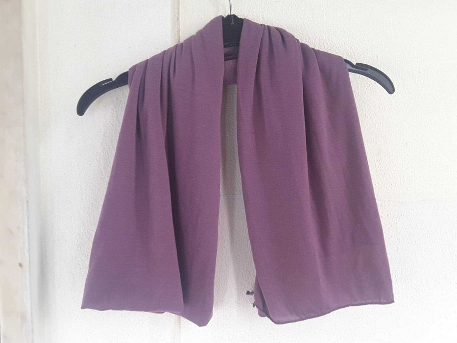 Lenços/Écharpes (Vários) - 3€/cada!