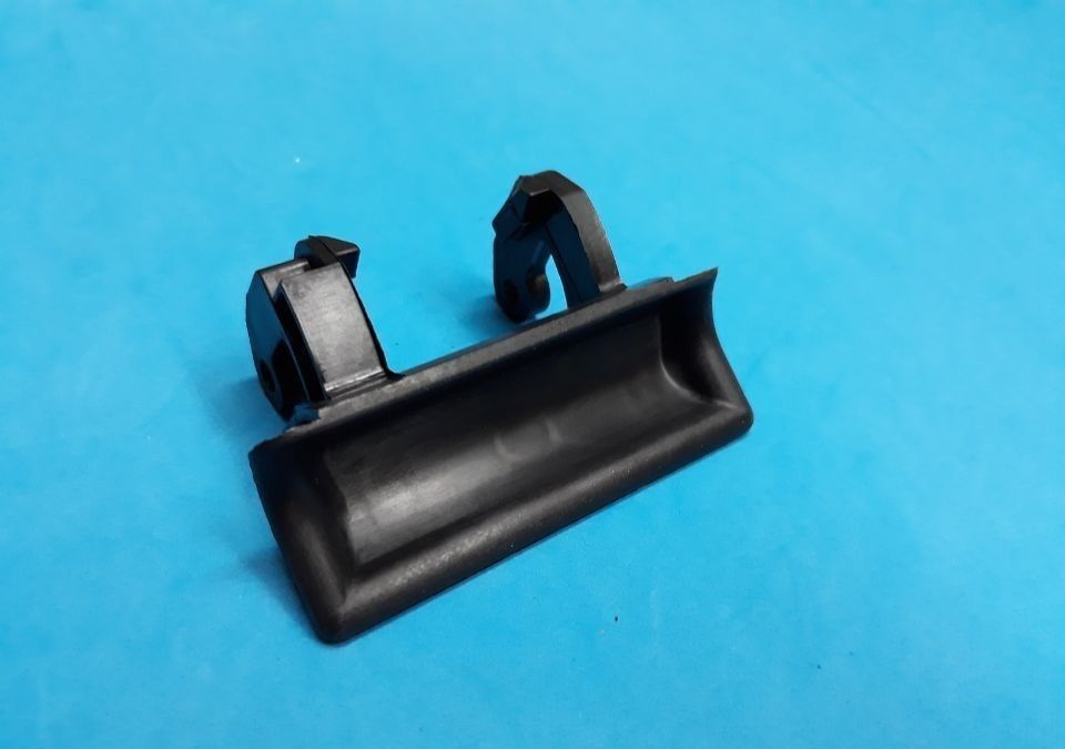 Puxador tampa da mala Mercedes Vito W638 de 1996 a 2003  NOVO