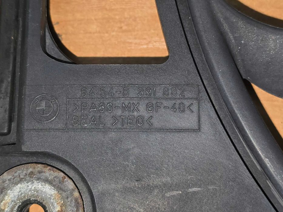 BMW 5 E39 / 7 E38 Benzyna Wentylator Obudowa Chłodnicy Klimatyzacji 3P