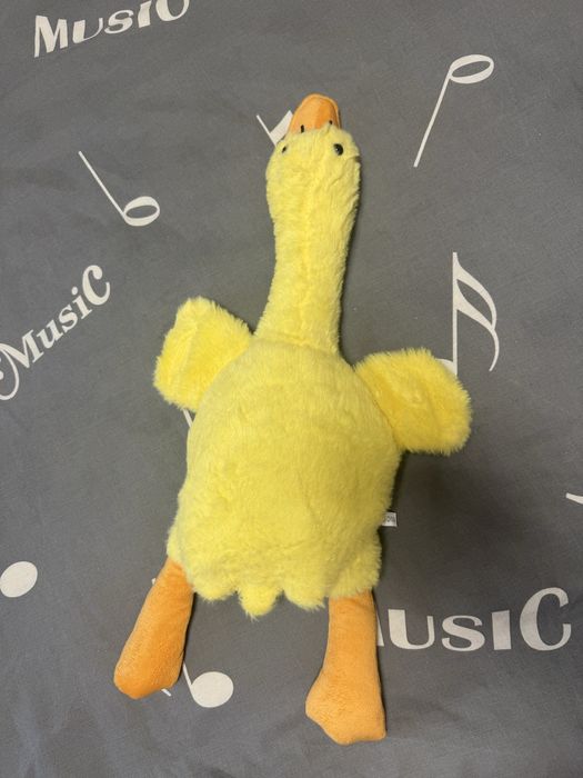 М'яка іграшка гусь жовтий пухнастий новий
