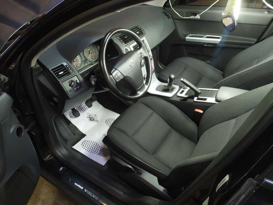 Продам Volvo V50 1.6 механіка