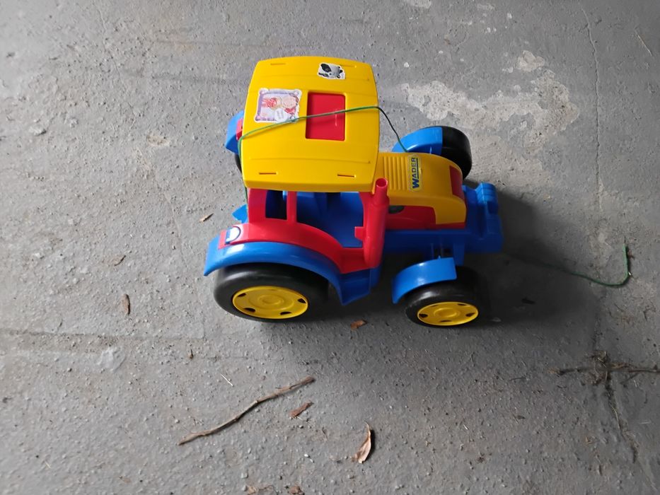 Traktor do zabawy