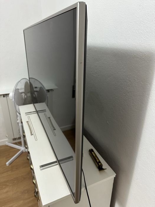 Televisão smart Philips 55’ polegadas, modelo ambilight