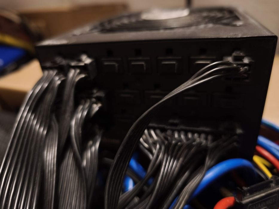 SilverStone DA1650-G 1650W 80 Plus Gold Modular64729695092610121