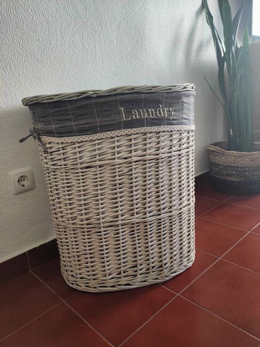 Cesta em verga com forro de tecido