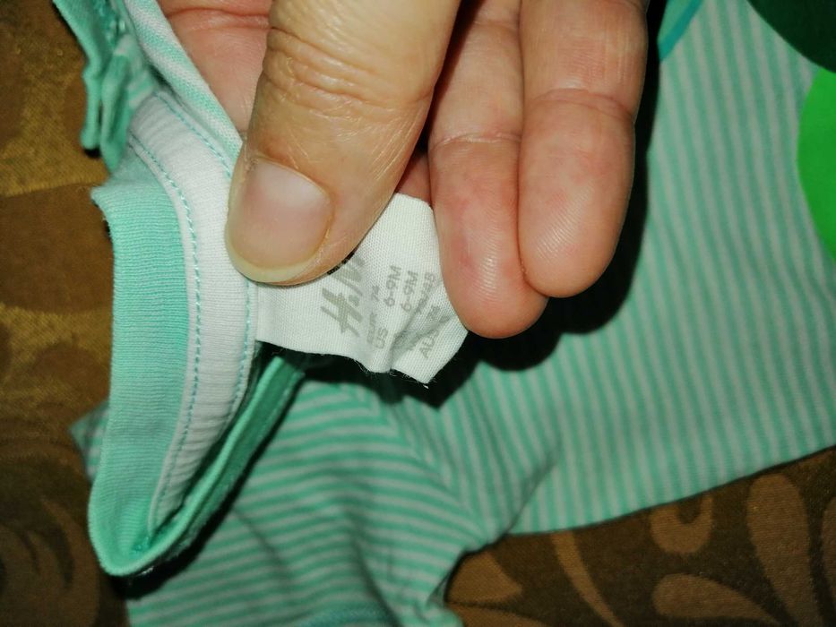 T-shirt, H&M, 6-9 meses
