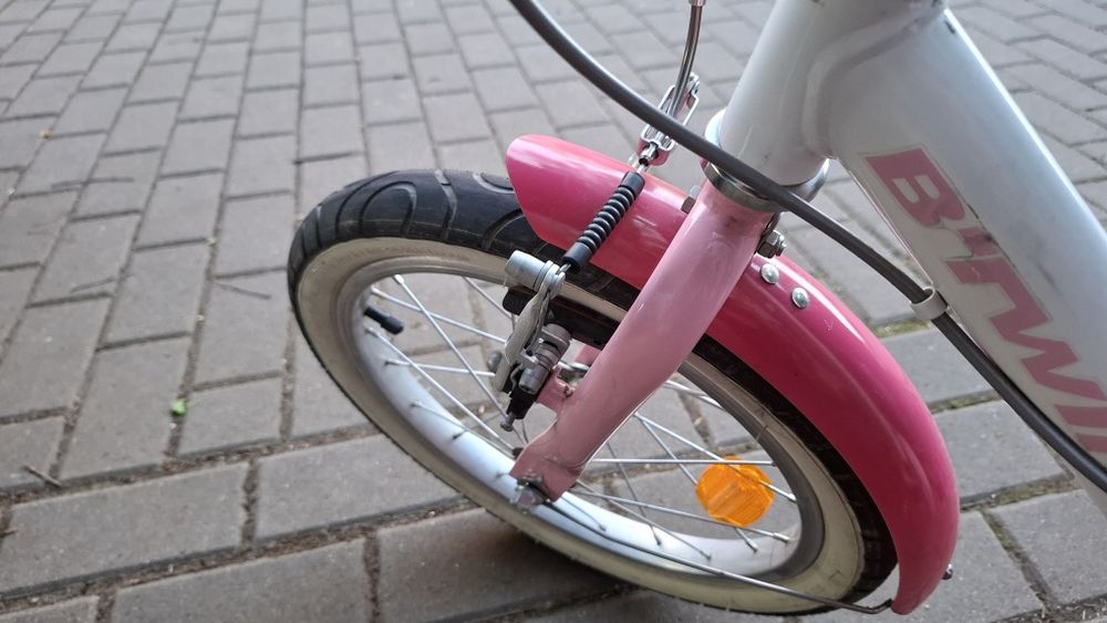 Rower do nauki dla dziewczynki B'Twin Doctor Girl 16" + rogi