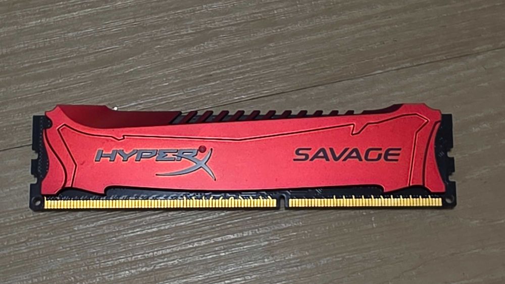 DDR3-1600 CL9 SDRAM Kingston HyperX Savage 8 гб