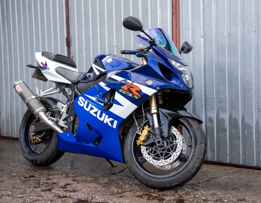 Suzuki GSX-R K4 z Pełnym Wydechem YOSHIMURA sporo akcesoriów