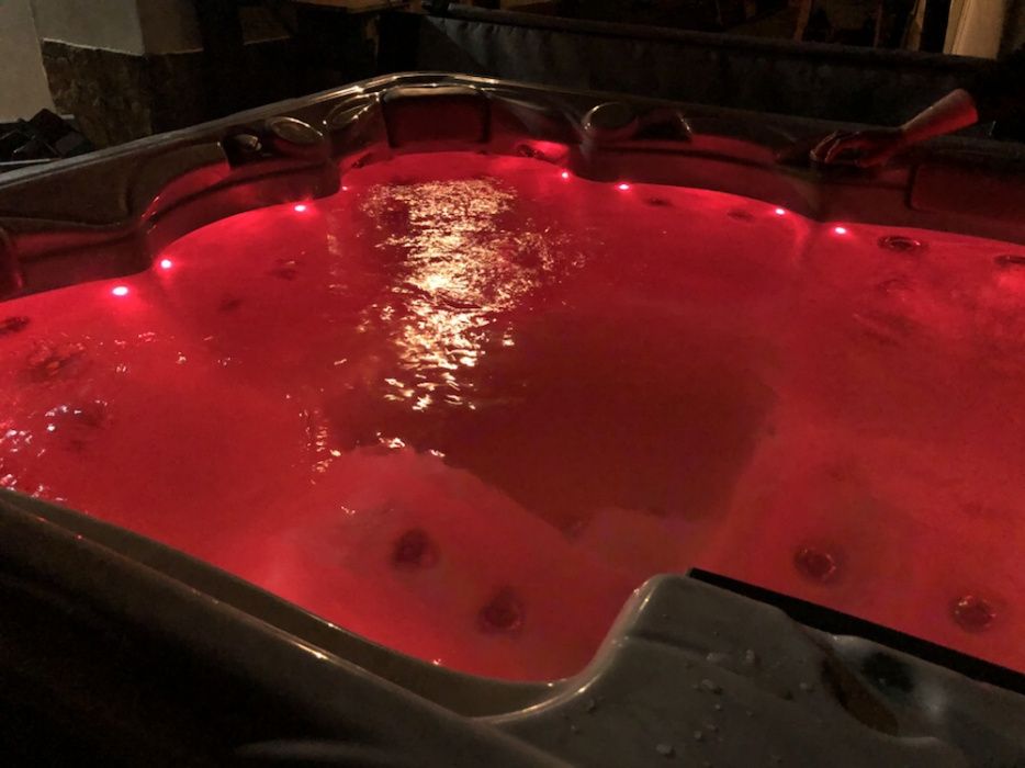 Jacuzzi spa hidromassagem desde 4.489,00€