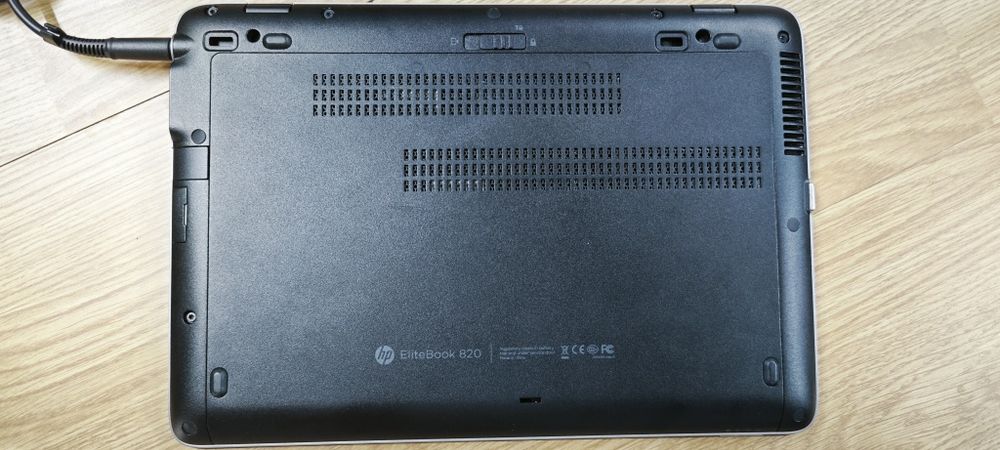 Ноутбук HP EliteBook 820 G2