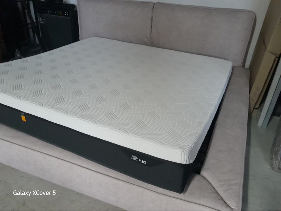 Łóżko z materacem Tempur + stelaż 200x200